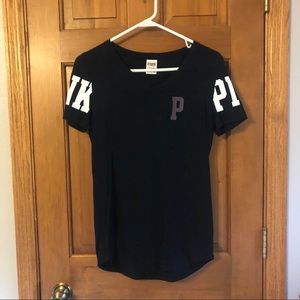 Black VS PINK T-Shirt